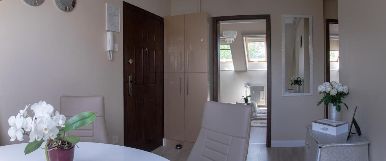 Апартаменты Glamour Apartman Эгер Экстерьер фото